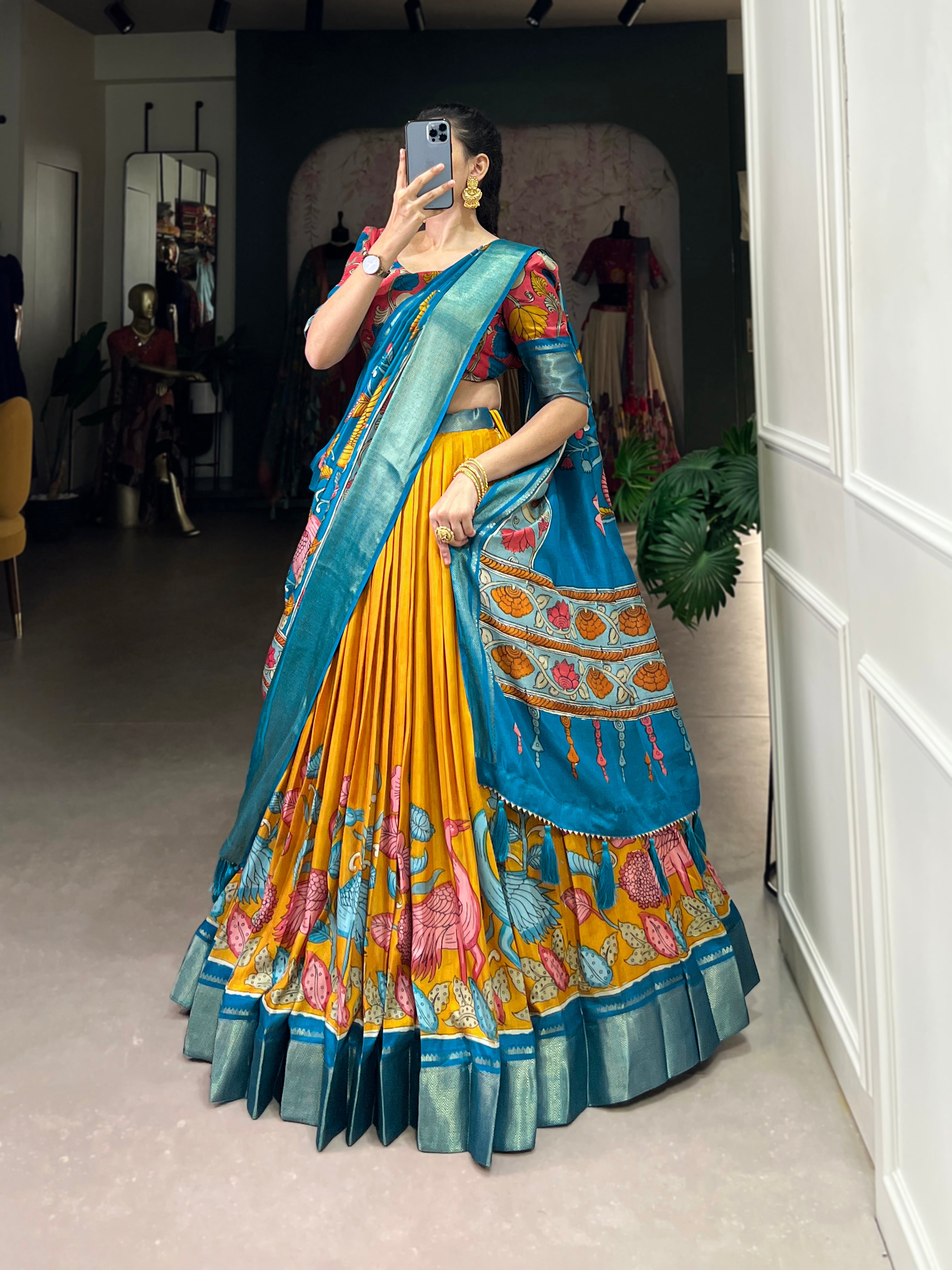 Presenting a perfectly blendedTussar silk lehenga for festive season to charm your look!β¨ - Navratri And other Festival